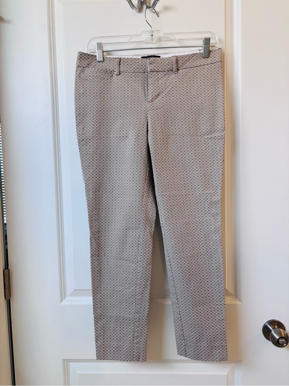 Banana Republic Cropped Geometric Ankle Pants in Taupe